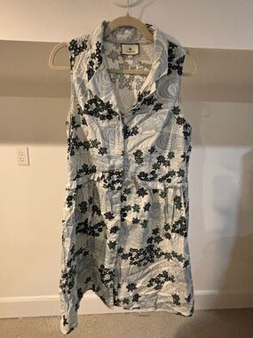 Tuckernuck White Floral & Blue Wave Collared Dress Royal Shirt Sleeveless